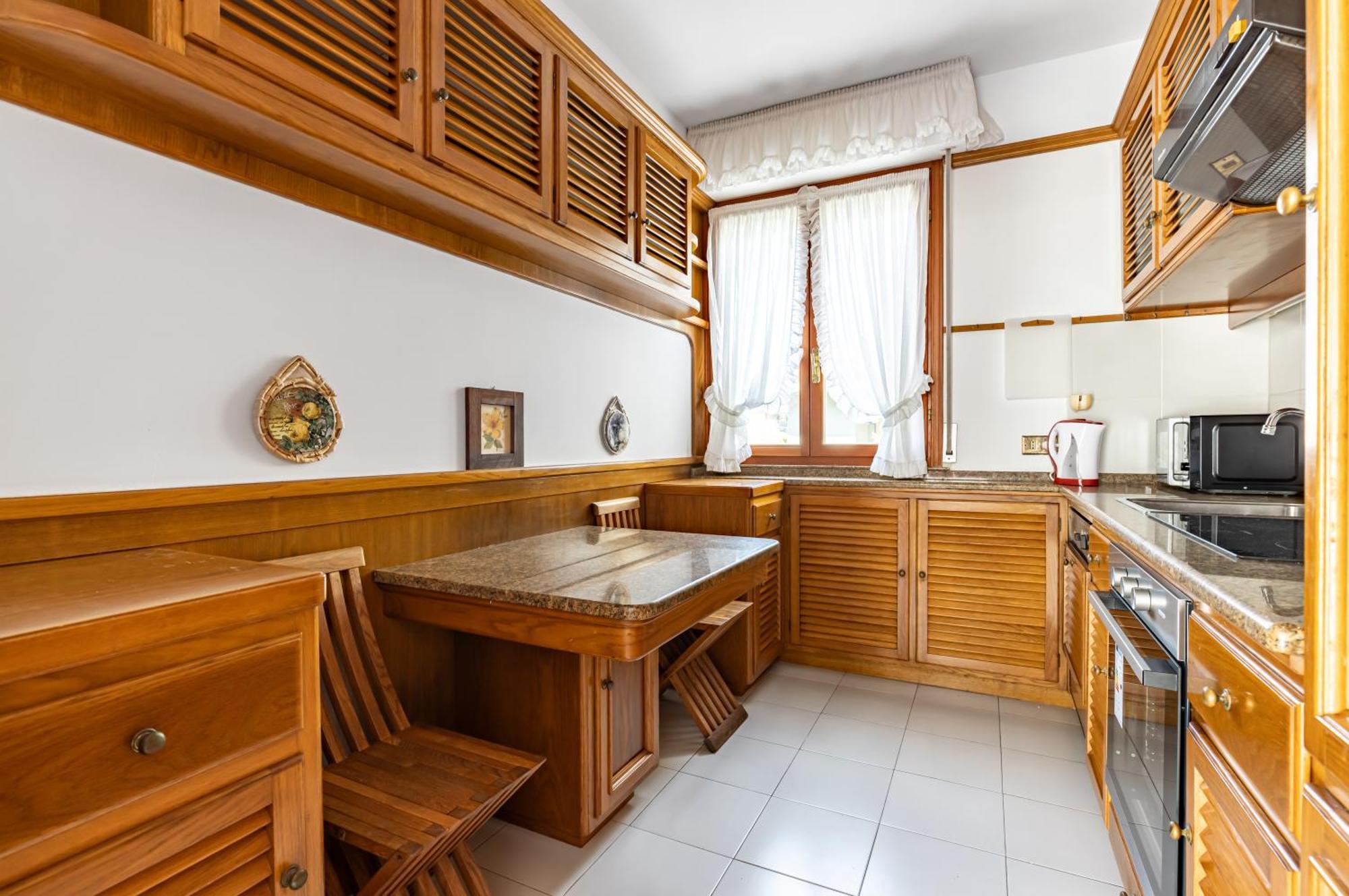 Two-Levels Apartment With Terrace And Parking Viareggio Exterior photo